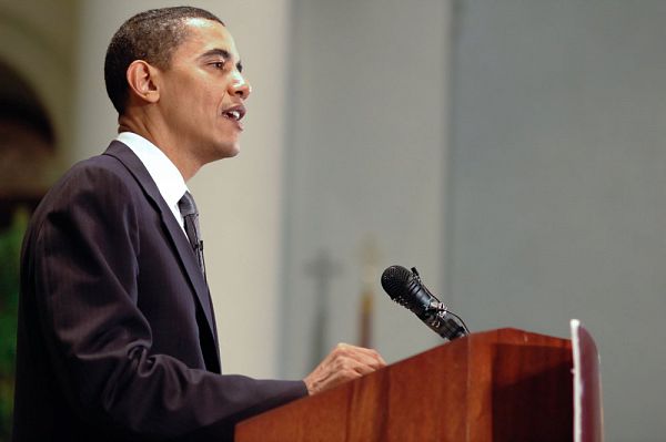 Washington, DC: Barack Obama speaks at Sojourners and Call to Renewal's Pentecost 2006: Building a Covenant for a New America anti-poverty conference in Washington on June 26, 2006 